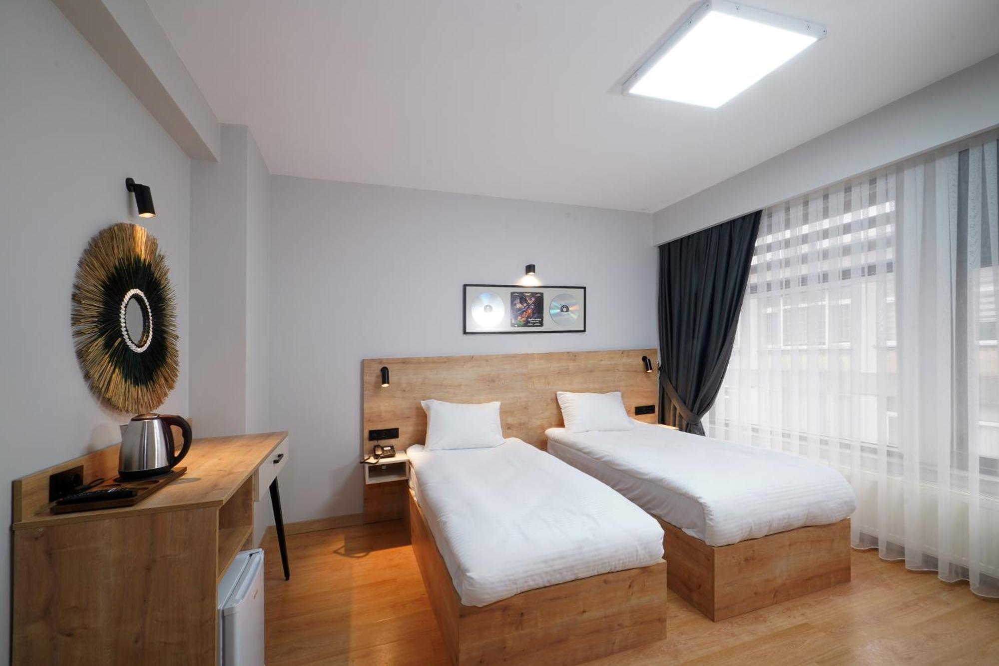 Meet Istanbul Hotel Kadikoy ภายนอก รูปภาพ